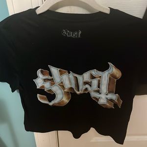 The band ghost crop T-shirt in good condition! I got these a couple months ago